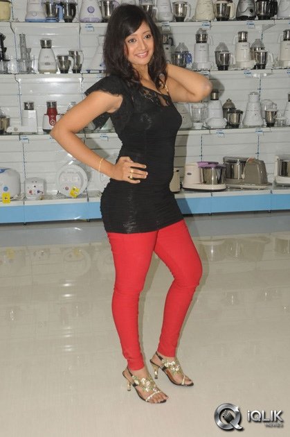 Ice-Cream2-Movie-Team-Launches-Yes-Mart